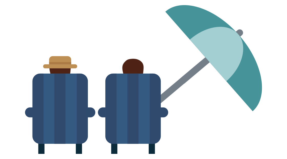 een stel zit op twee strandstoelen onder een parasol