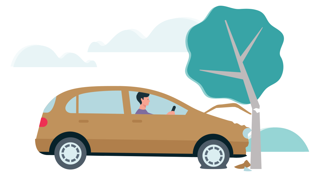 auto is tegen een boom aangereden